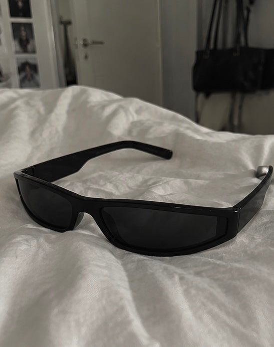 THE BLADE SUNGLASSES - BLACK